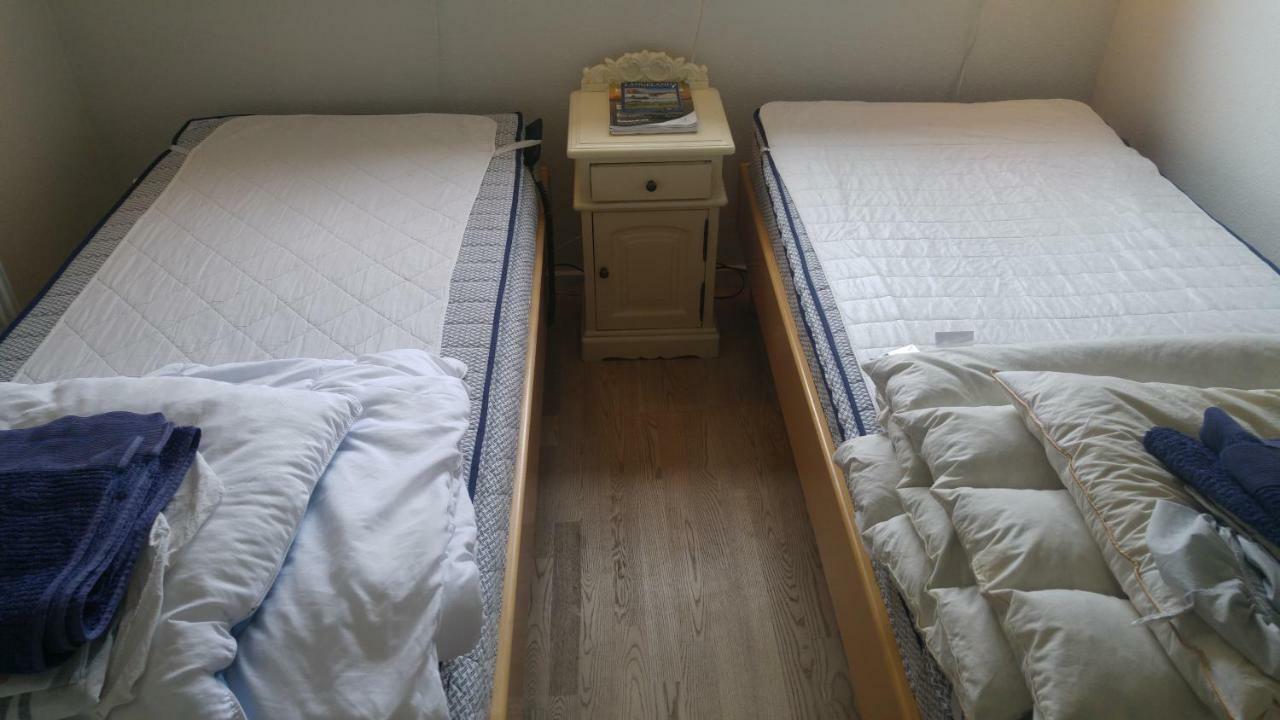 Commuter Room For One Or Two People Munkebo Eksteriør billede